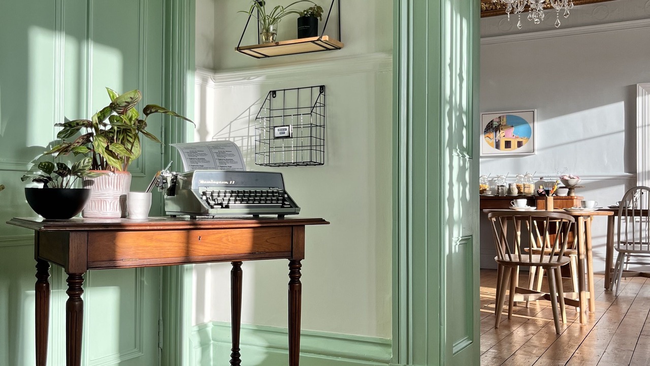 Photo of Others in Rowen