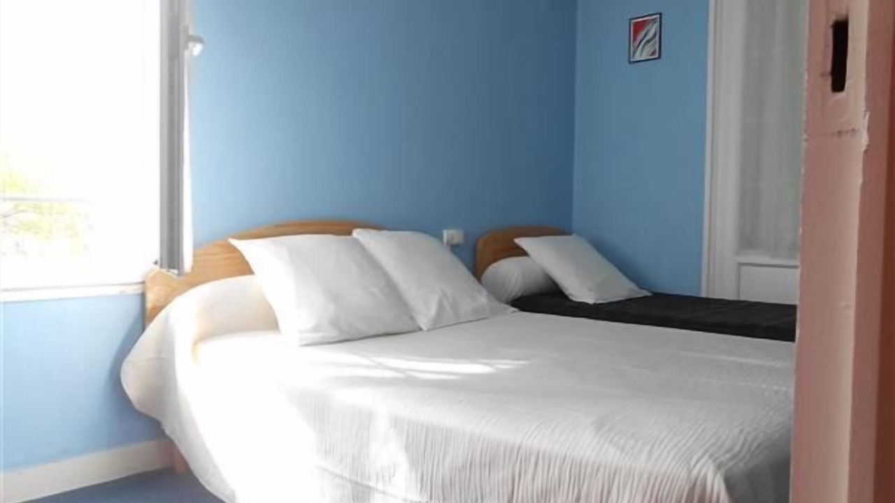 Photo of Bedroom in Flers