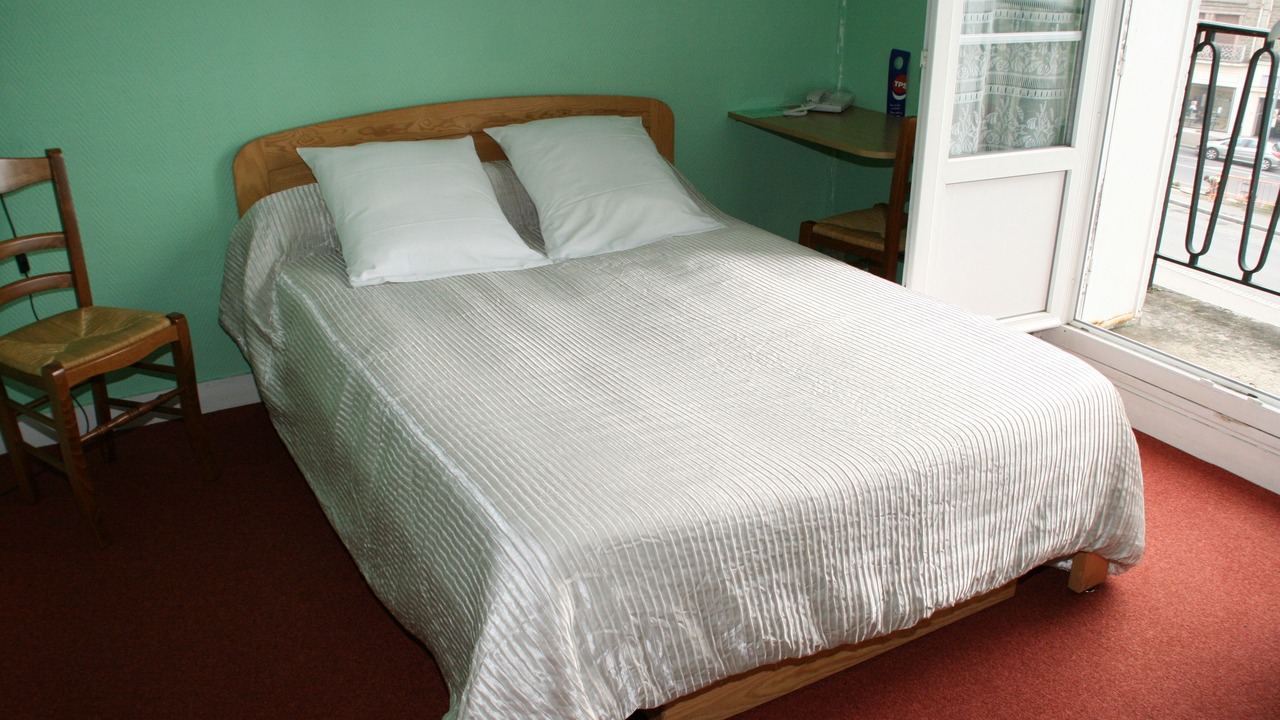 Photo of Bedroom in Flers