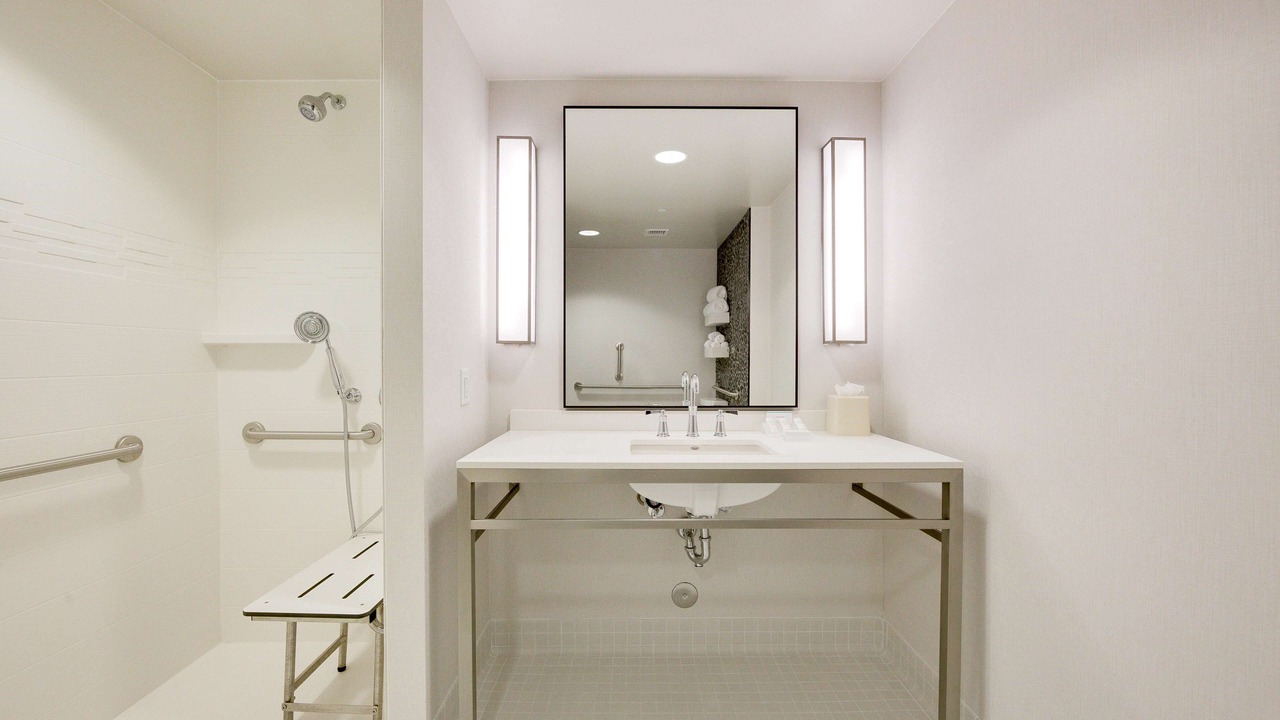 Photo of Bathroom in Spring
