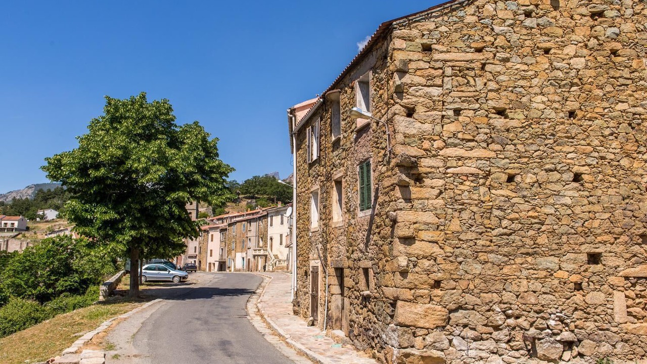 Photo of Buildings in Albertacce