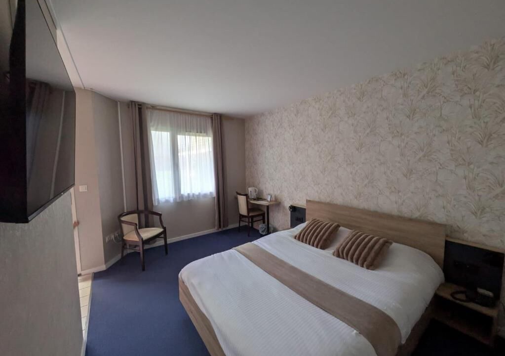 Photo of Bedroom in Villeveque