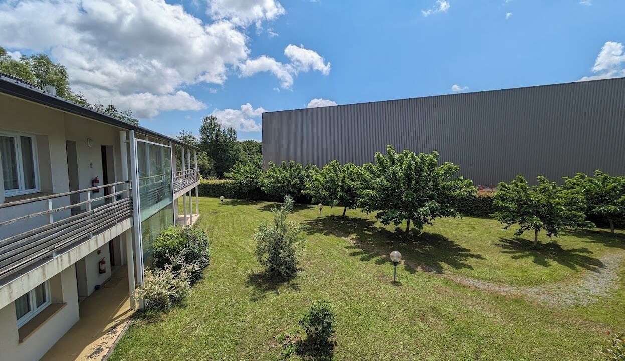 Photo of Outdoor in Villeveque