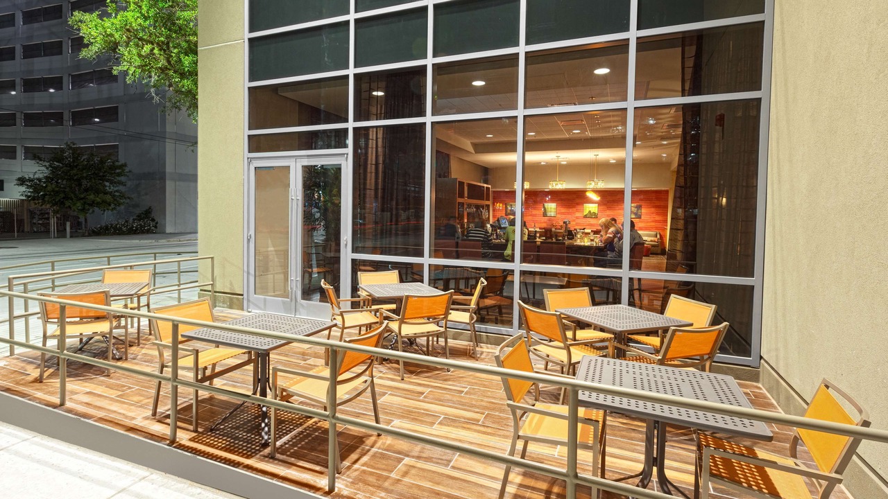 Photo of Patio Balcony in Houston Convention District