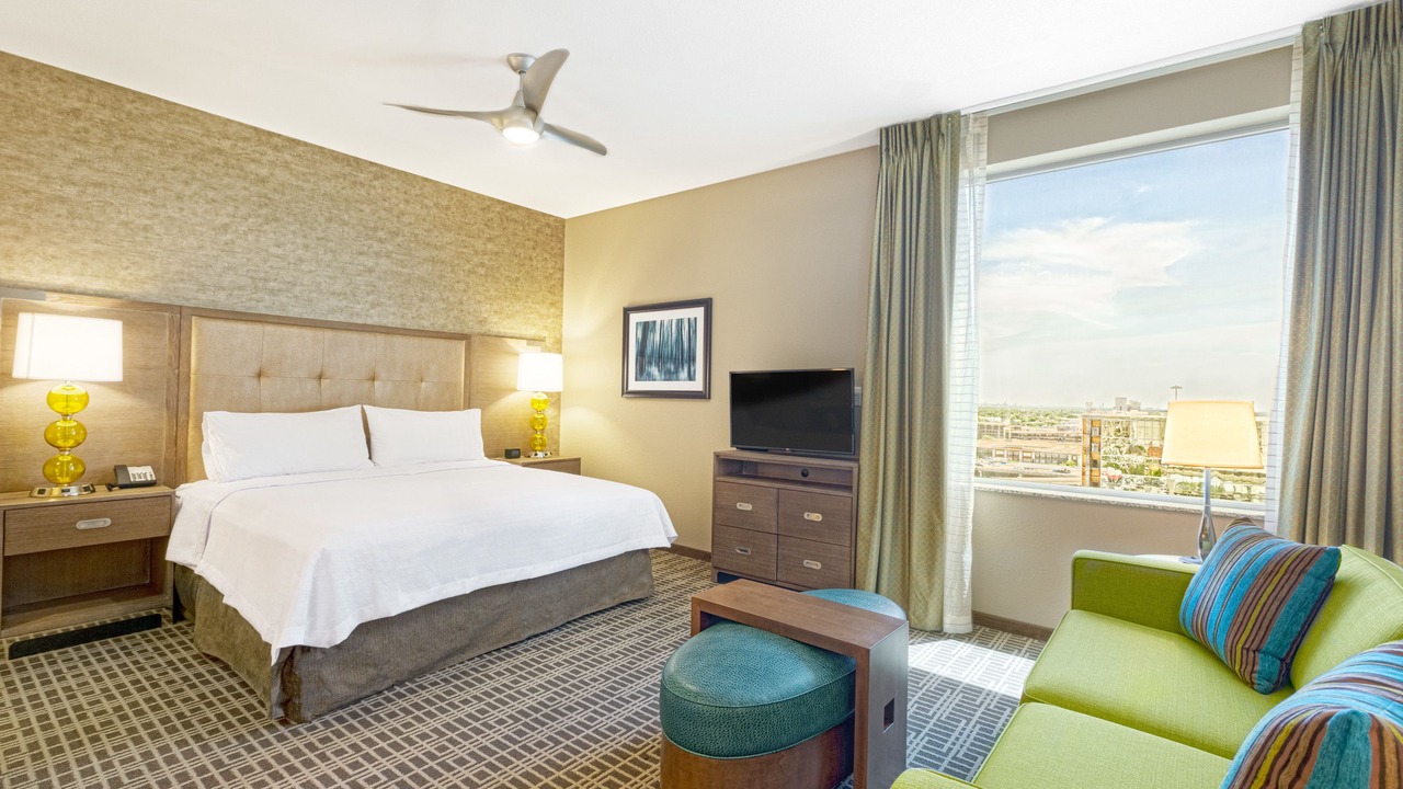 Photo of Bedroom in Houston Convention District