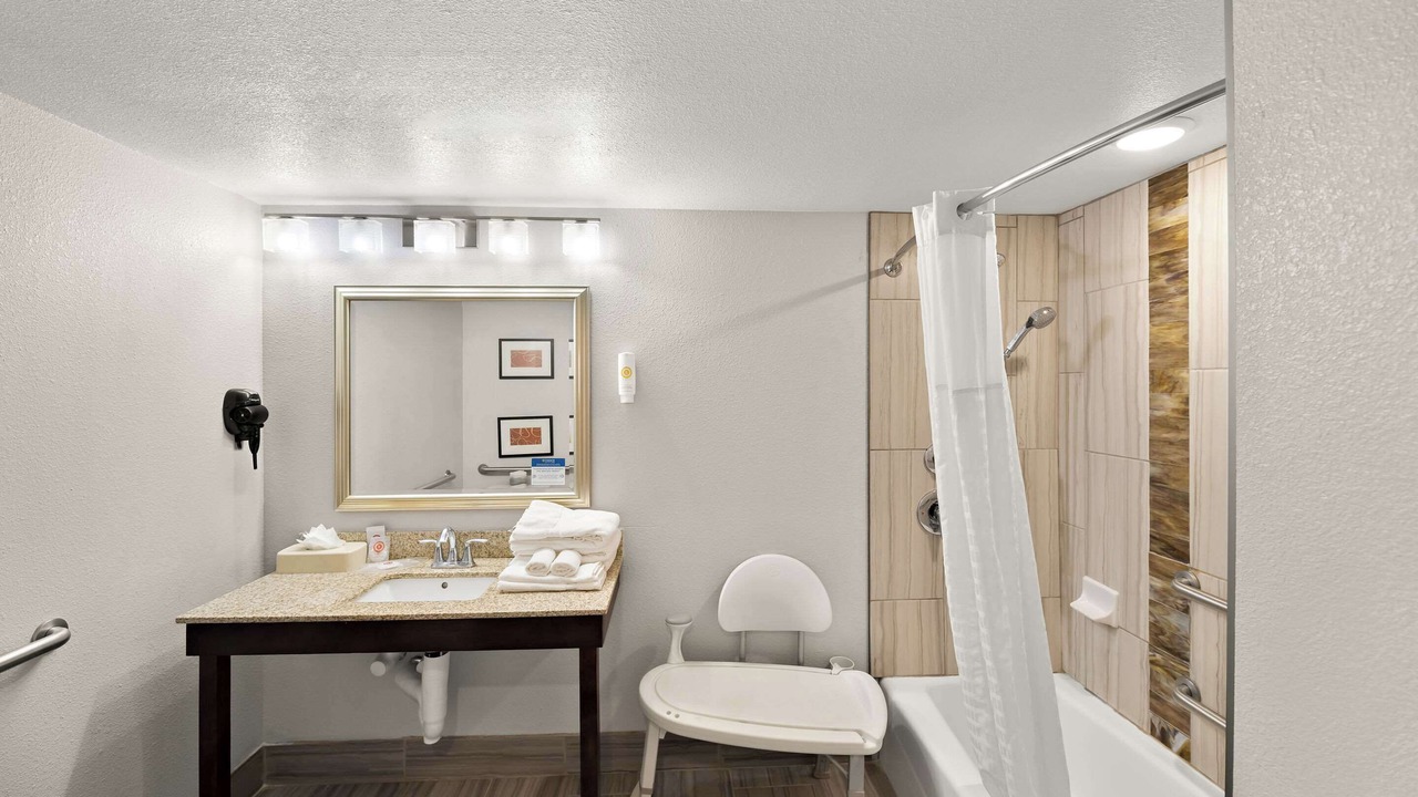 Photo of Bedroom in Lovington