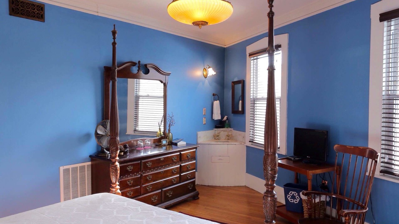 Photo of Others in Salem