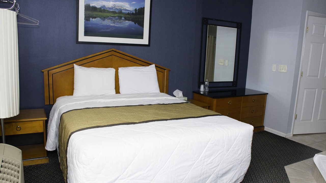 Photo of Bedroom in Howell