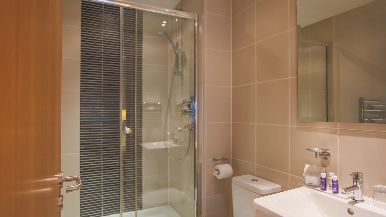 Photo of Bathroom in City Centre Glasgow