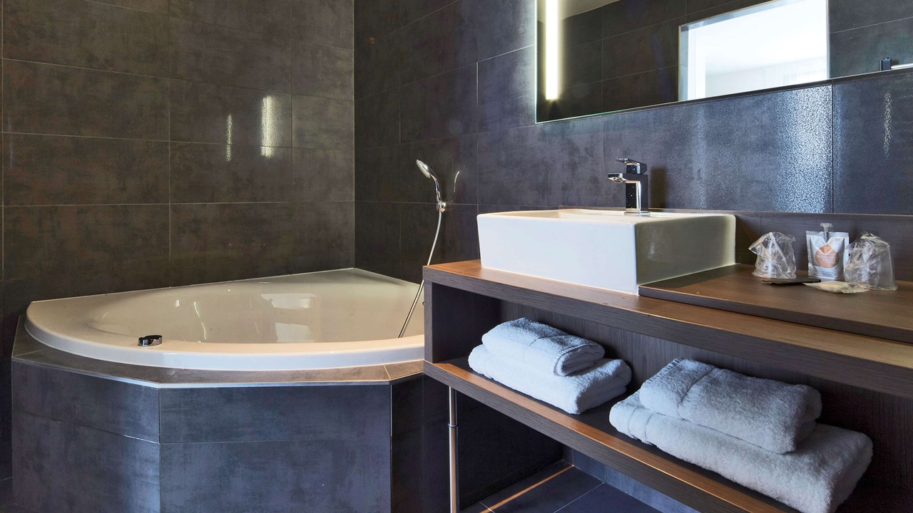 Photo of Bathroom in Troyes