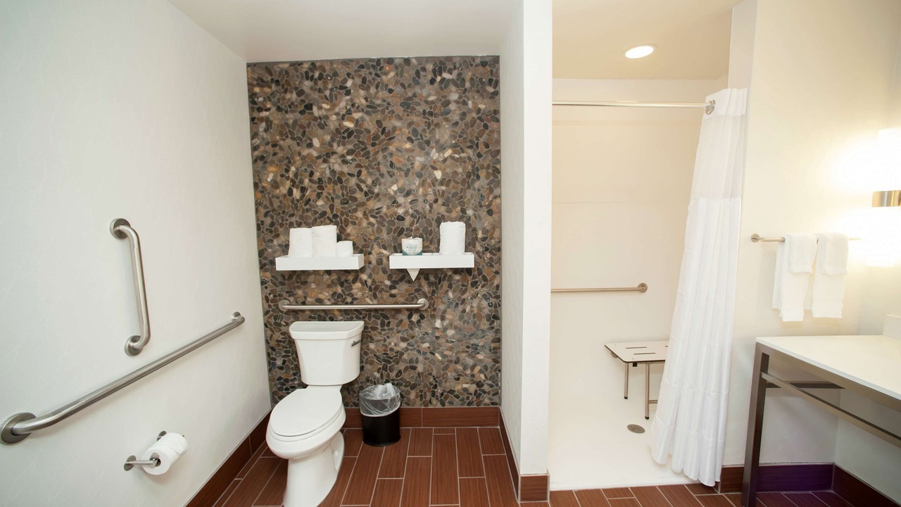 Photo of Bathroom in Live Oak