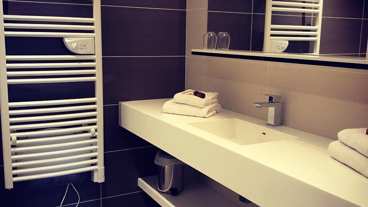 Photo of Bathroom in Bapaume