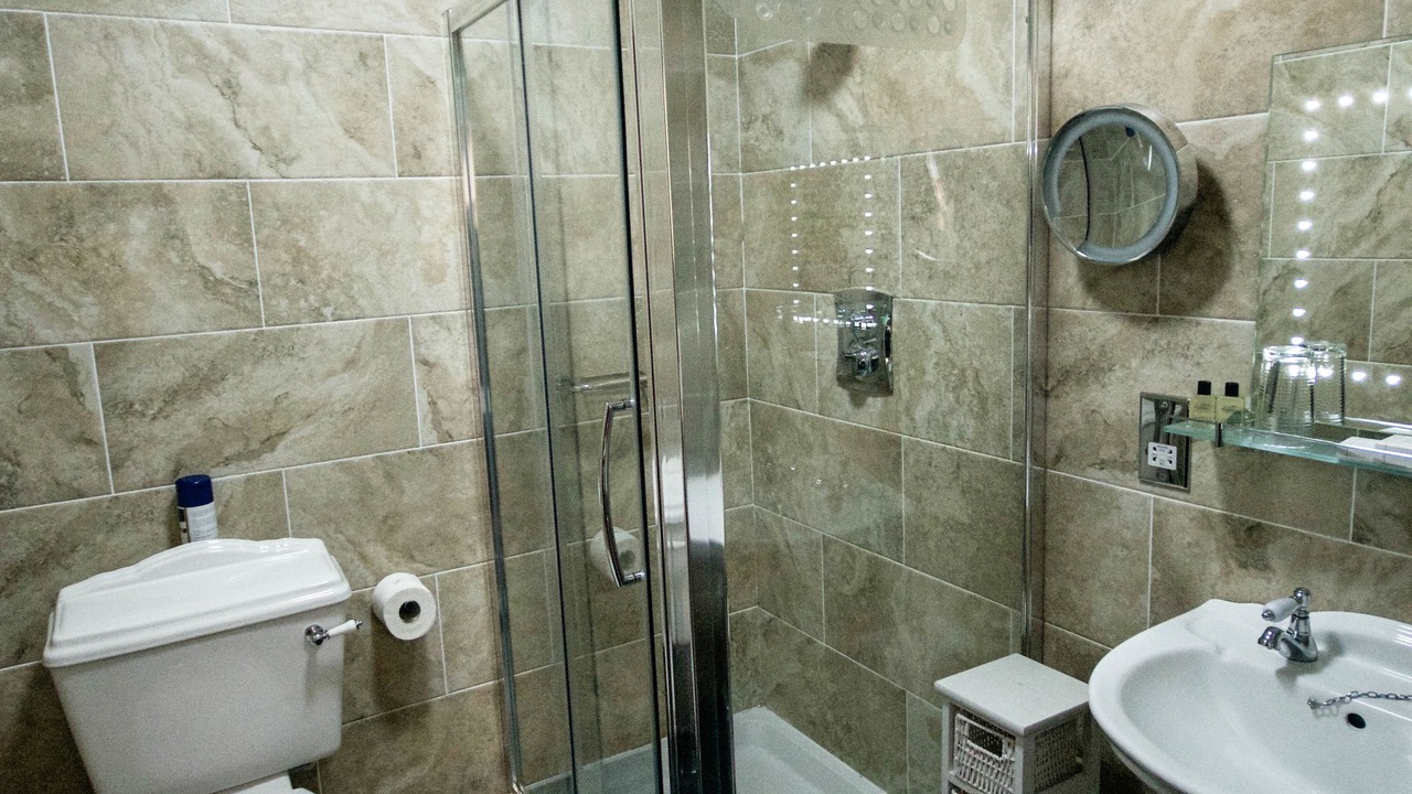 Photo of Bathroom in Bont Newydd