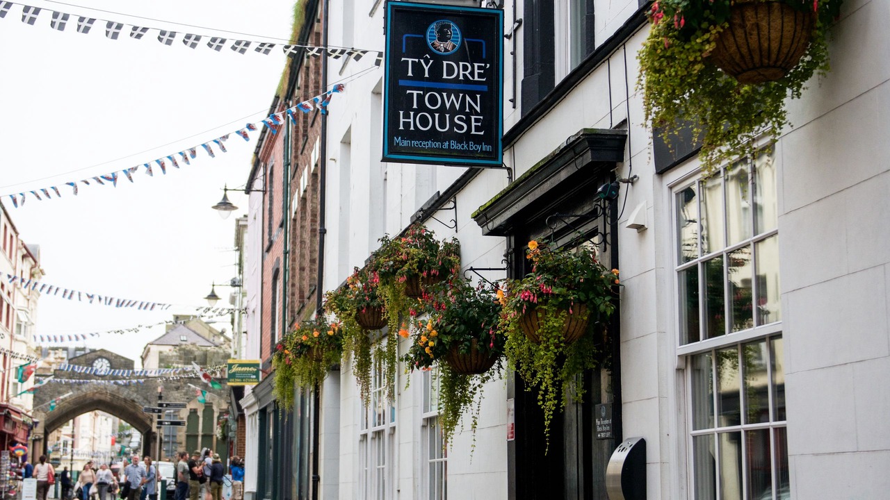 Photo of Outdoor in Bont Newydd