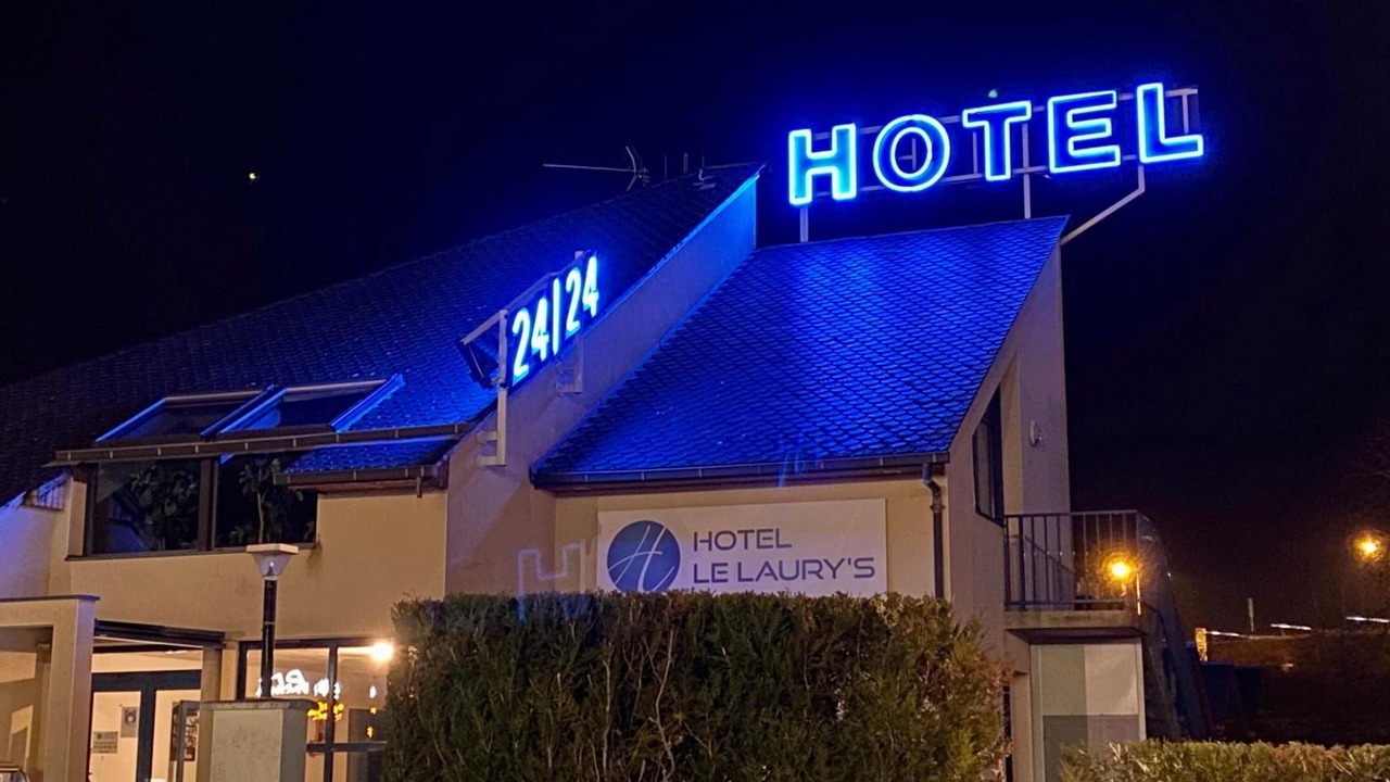 Photo of Buildings in Onet-le-Chateau