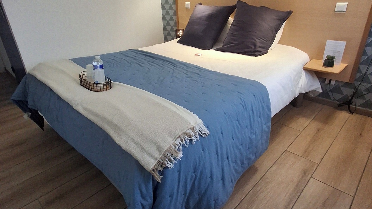 Photo of Bedroom in Onet-le-Chateau