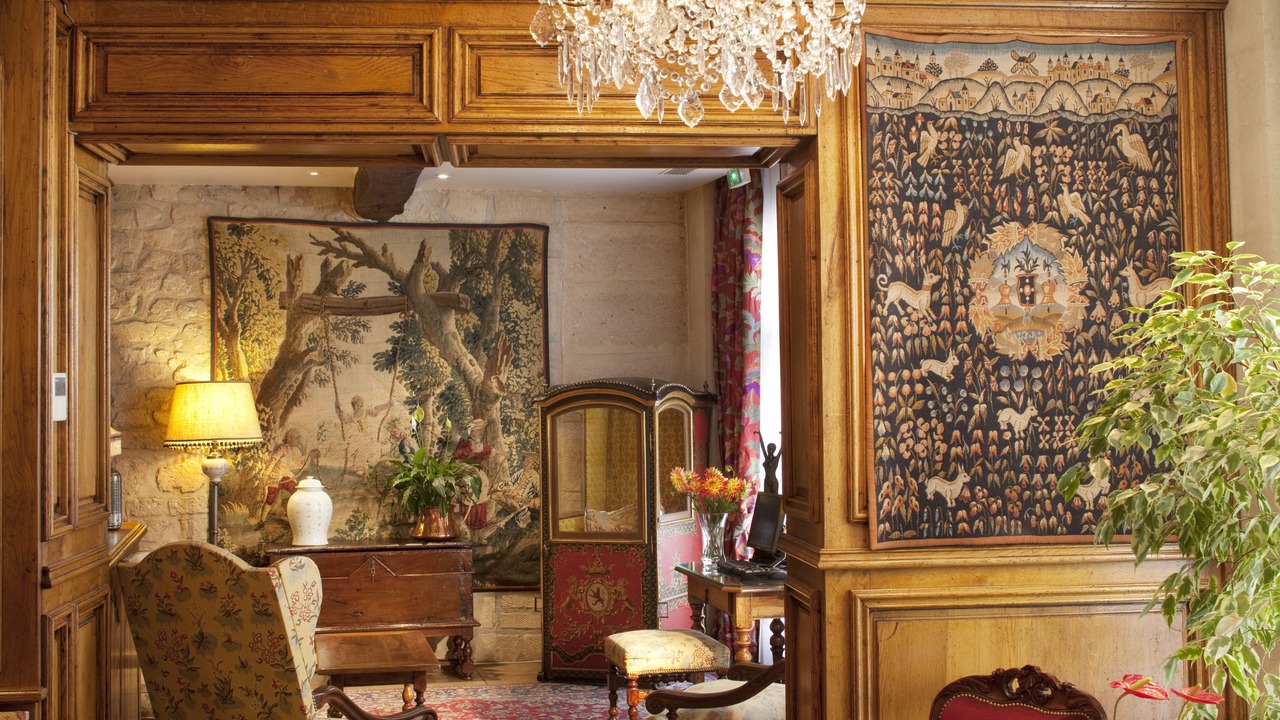 Photo of Others in Saint-Germain-des-Pres