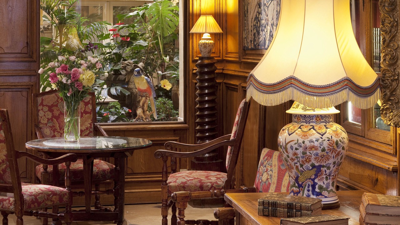 Photo of Others in Saint-Germain-des-Pres