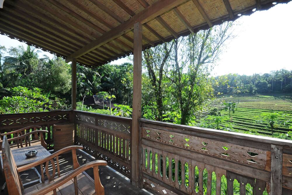 Photo of Patio Balcony in East Selemadeg
