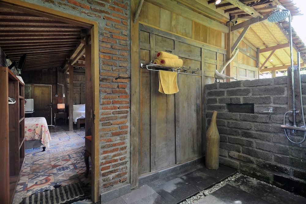 Photo of Bathroom in East Selemadeg