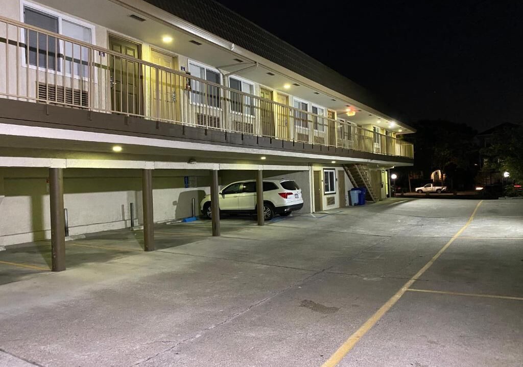 Photo of Outdoor in Longfellow