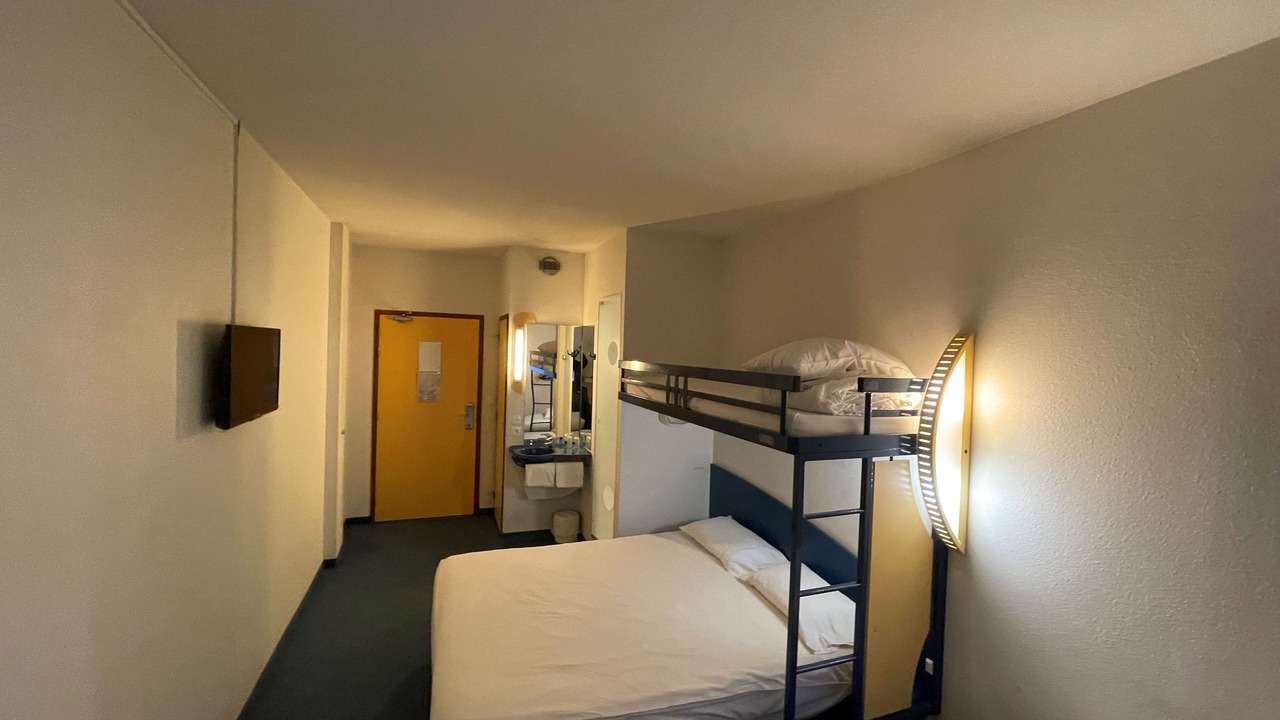 Photo of Bedroom in Montauban