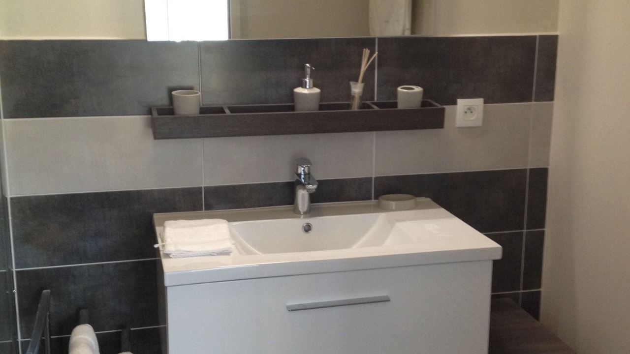 Photo of Bathroom in Auberives-en-Royans