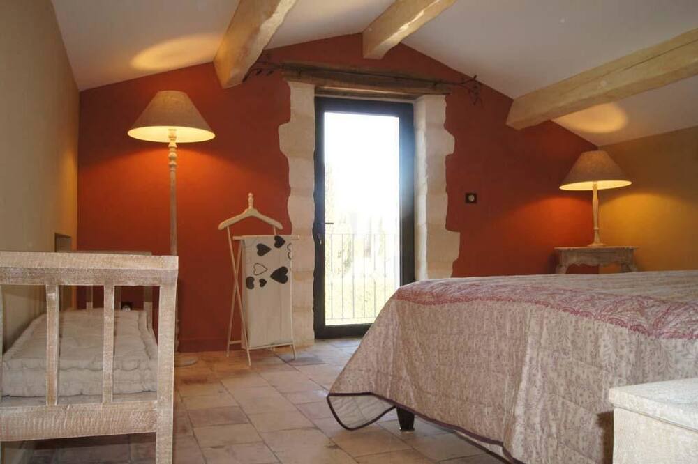 Photo of Bedroom in Saint-Hilaire-d'Ozilhan