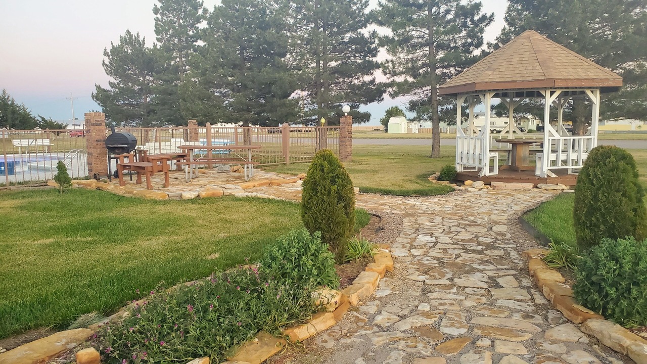 Photo of Outdoor in Oakley
