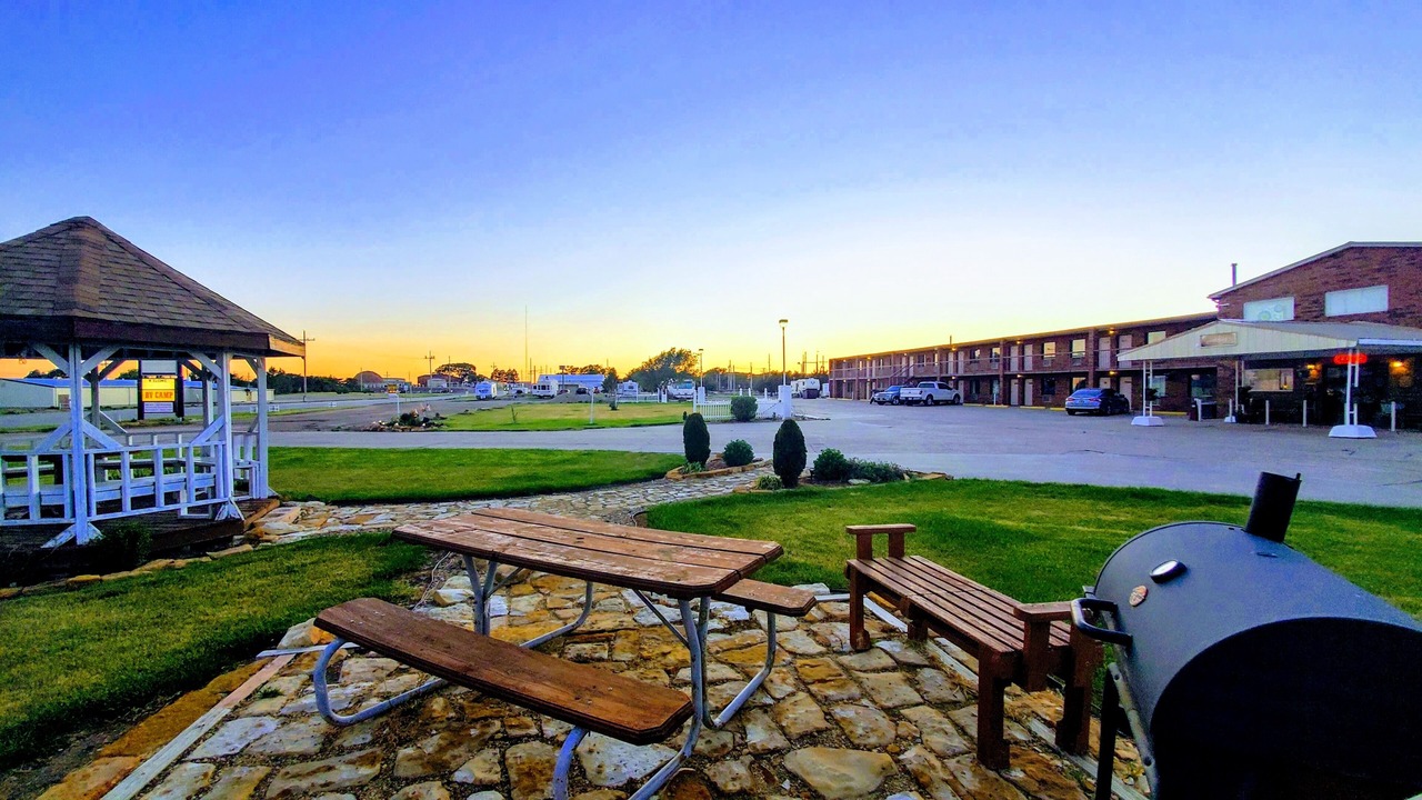 Photo of Outdoor in Oakley