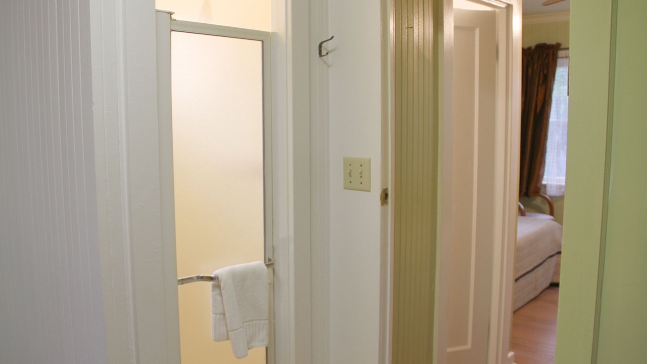 Photo of Bathroom in Avalon
