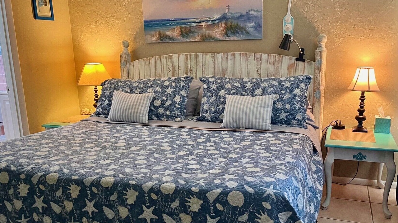 Photo of Bedroom in Englewood