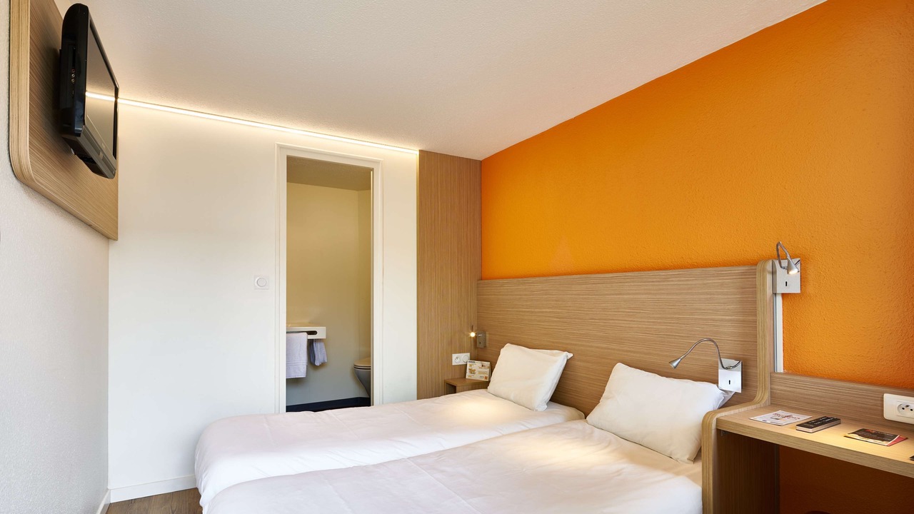 Photo of Bedroom in Mouilleron-le-Captif