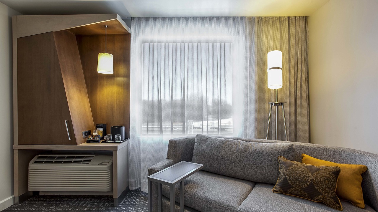 Photo of Bedroom in Baie-D'Urfe