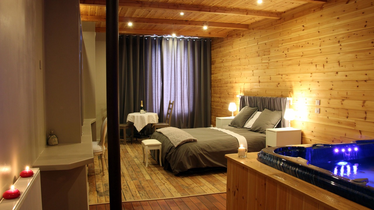 Photo of Bedroom in Saint-Pierre-d'Argencon