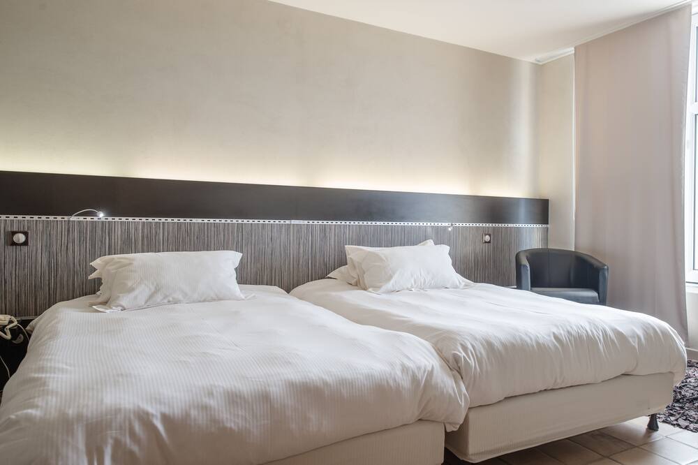 Photo of Bedroom in Sauveterre-de-Rouergue
