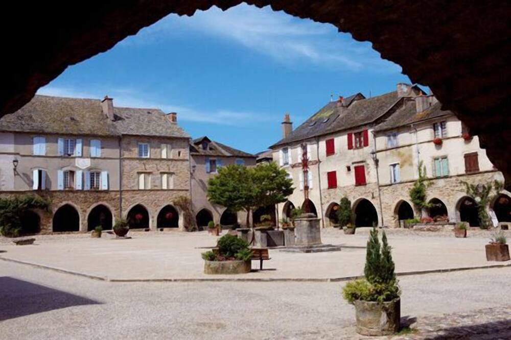 Photo of Outdoor in Sauveterre-de-Rouergue