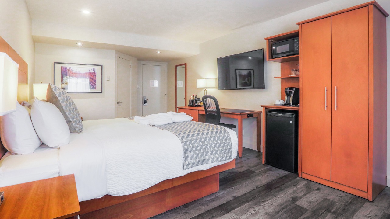 Photo of Bedroom in Sainte-Anne-des-Monts