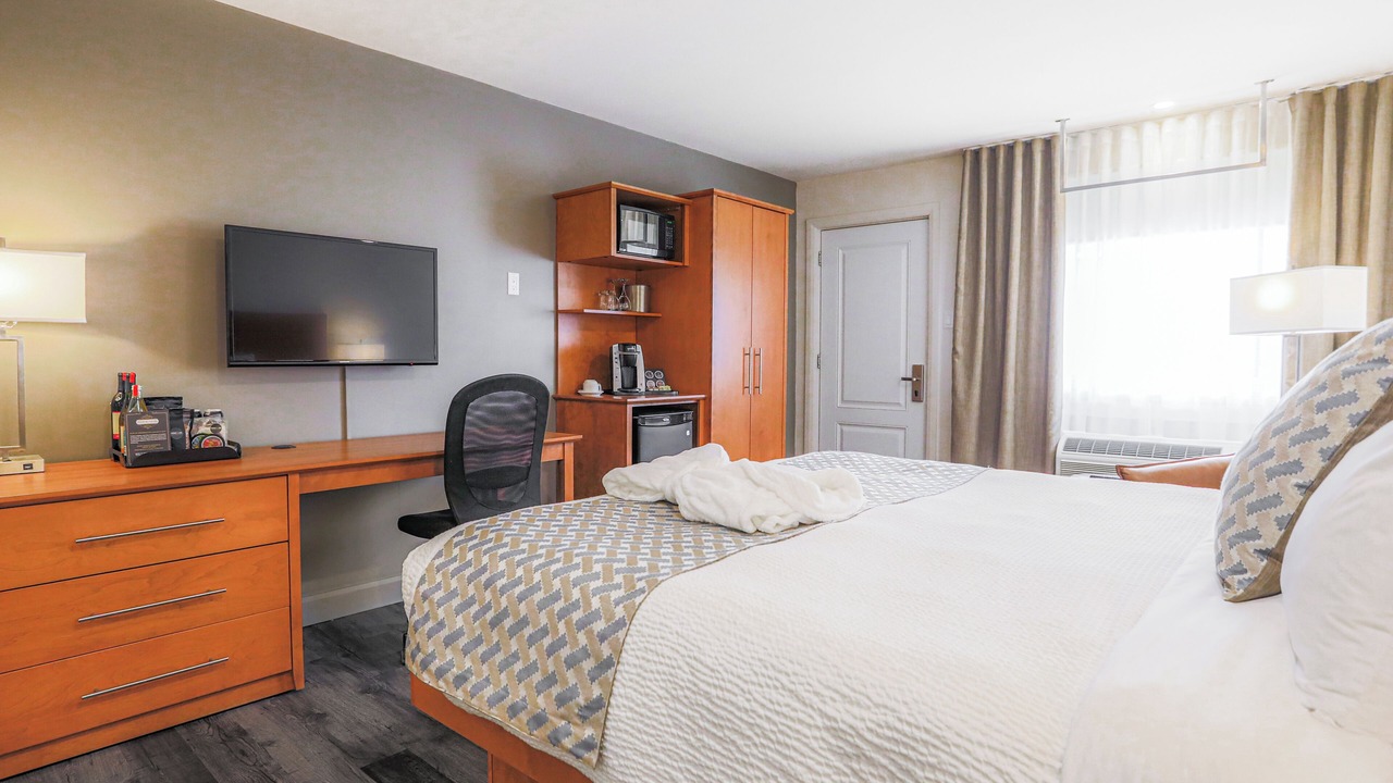 Photo of Bedroom in Sainte-Anne-des-Monts