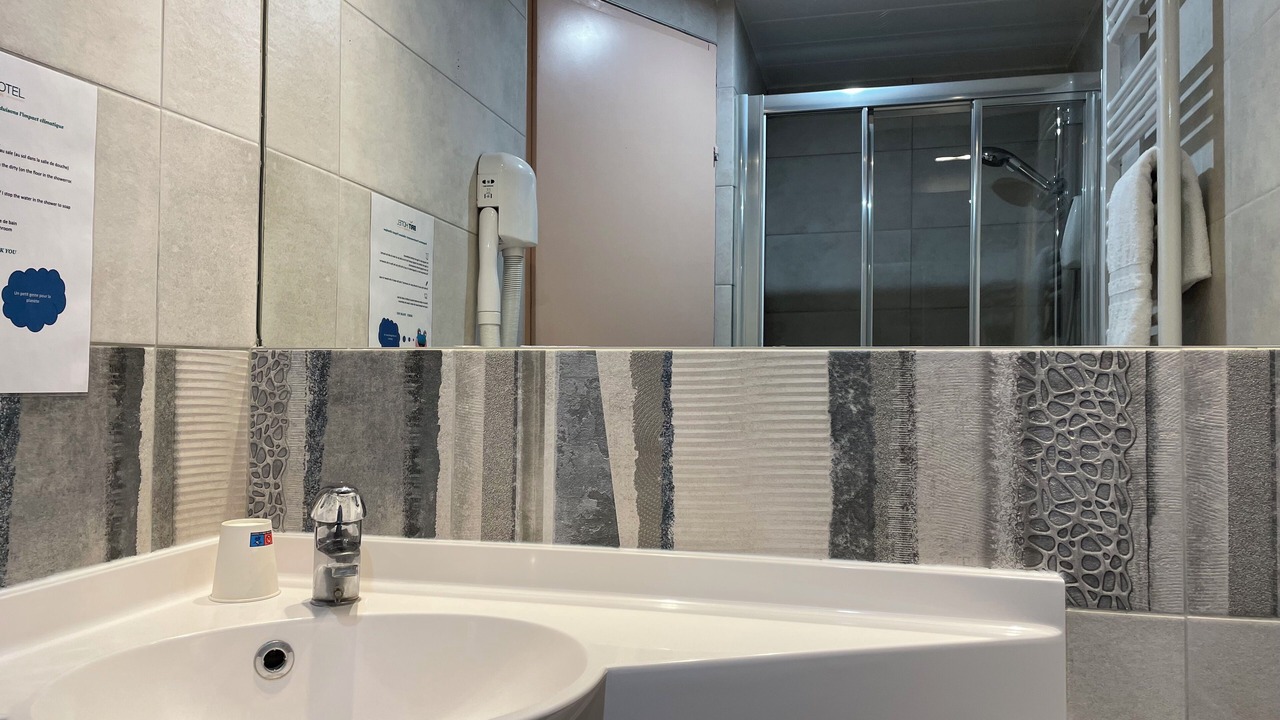 Photo of Others in Fayet