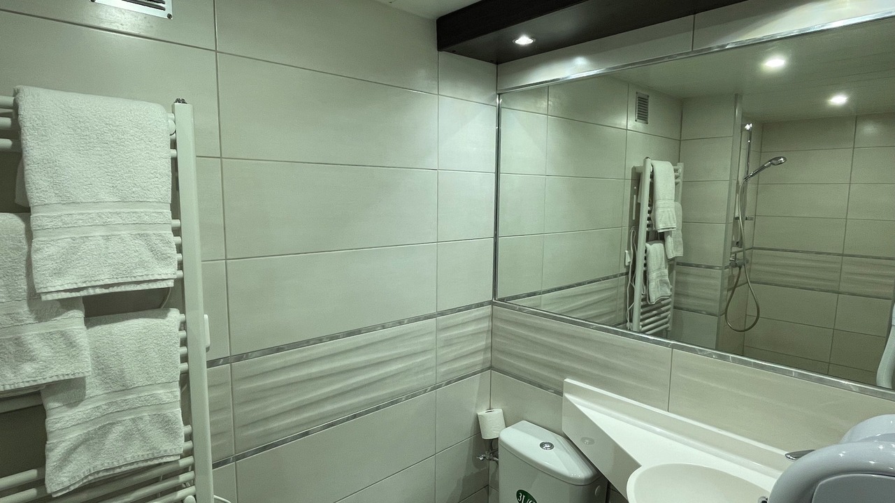 Photo of Bathroom in Fayet