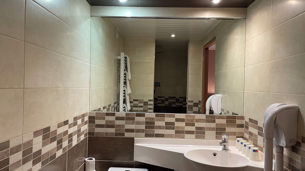 Photo of Bathroom in Fayet