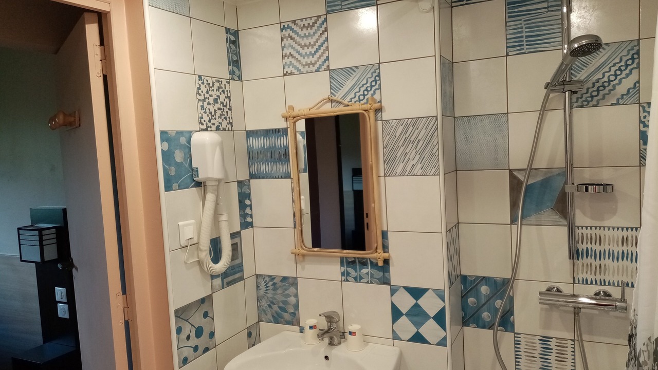 Photo of Bathroom in Fayet