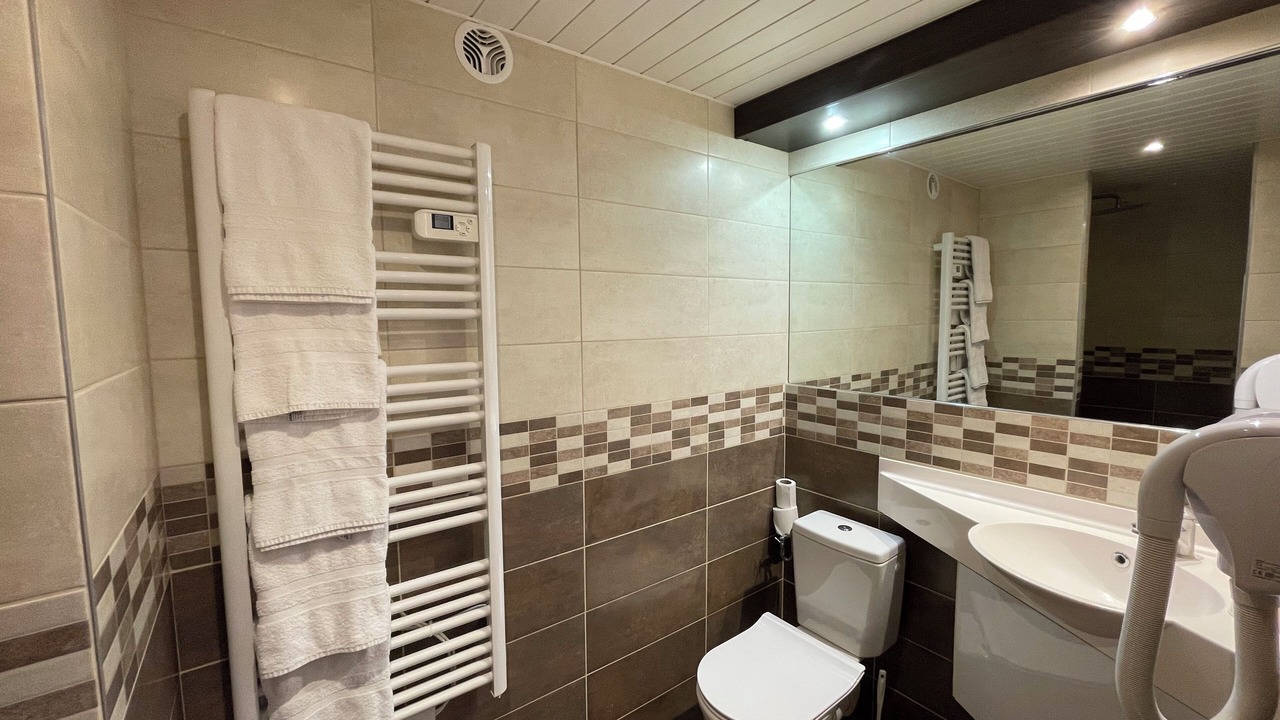 Photo of Bathroom in Fayet