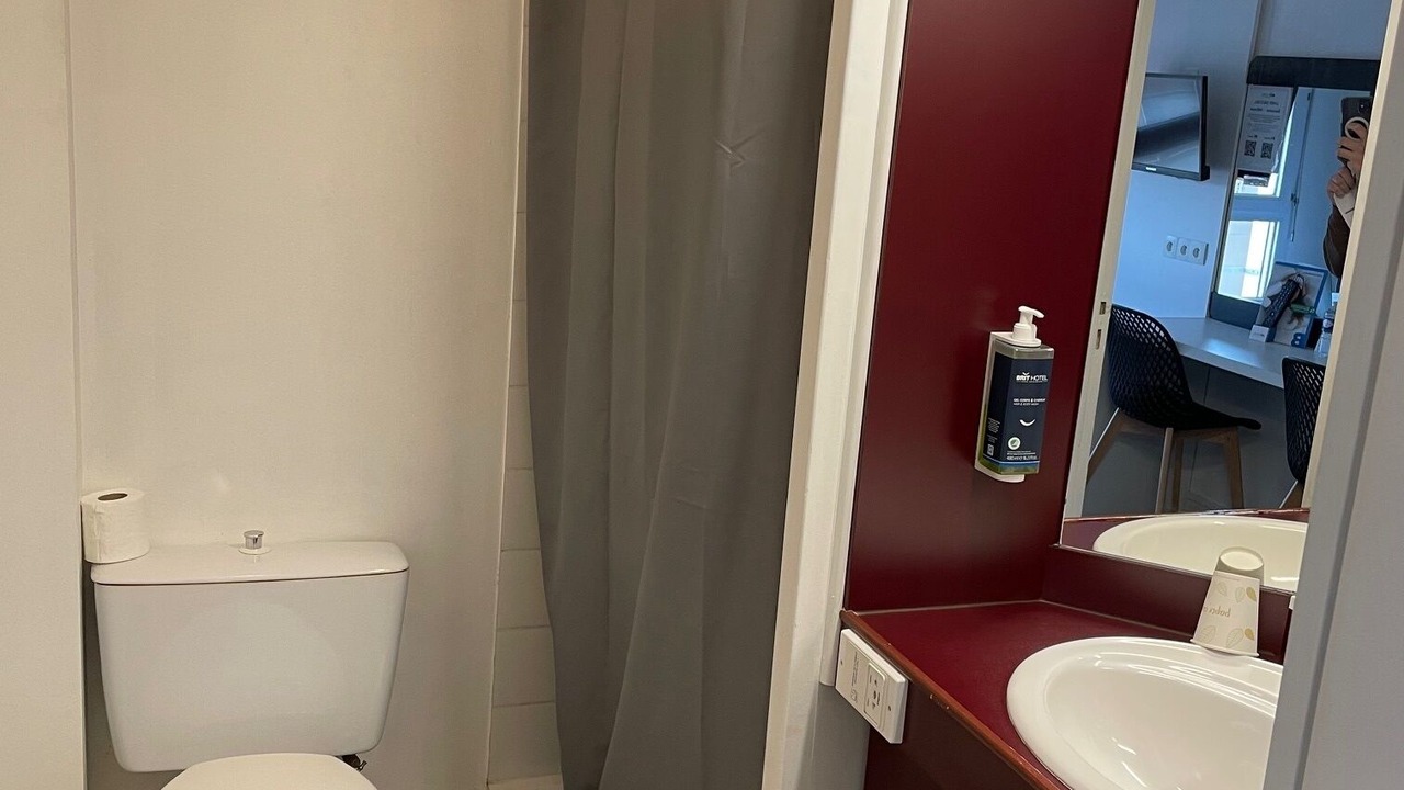 Photo of Bathroom in Cherbourg-en-Cotentin