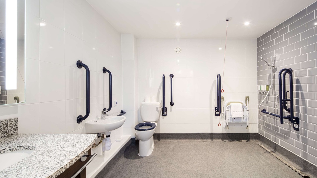 Photo of Bathroom in Kirmington