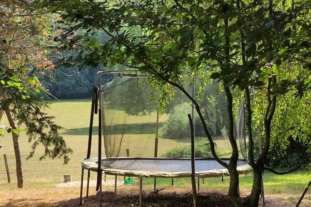 Photo of Outdoor in Englancourt