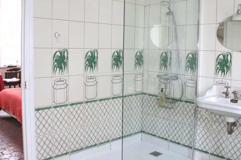 Photo of Bathroom in Sainte-Vertu