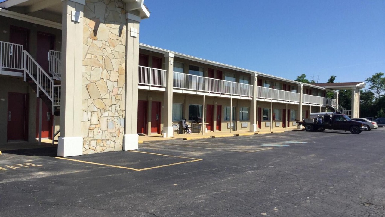 Photo of Outdoor in Madisonville