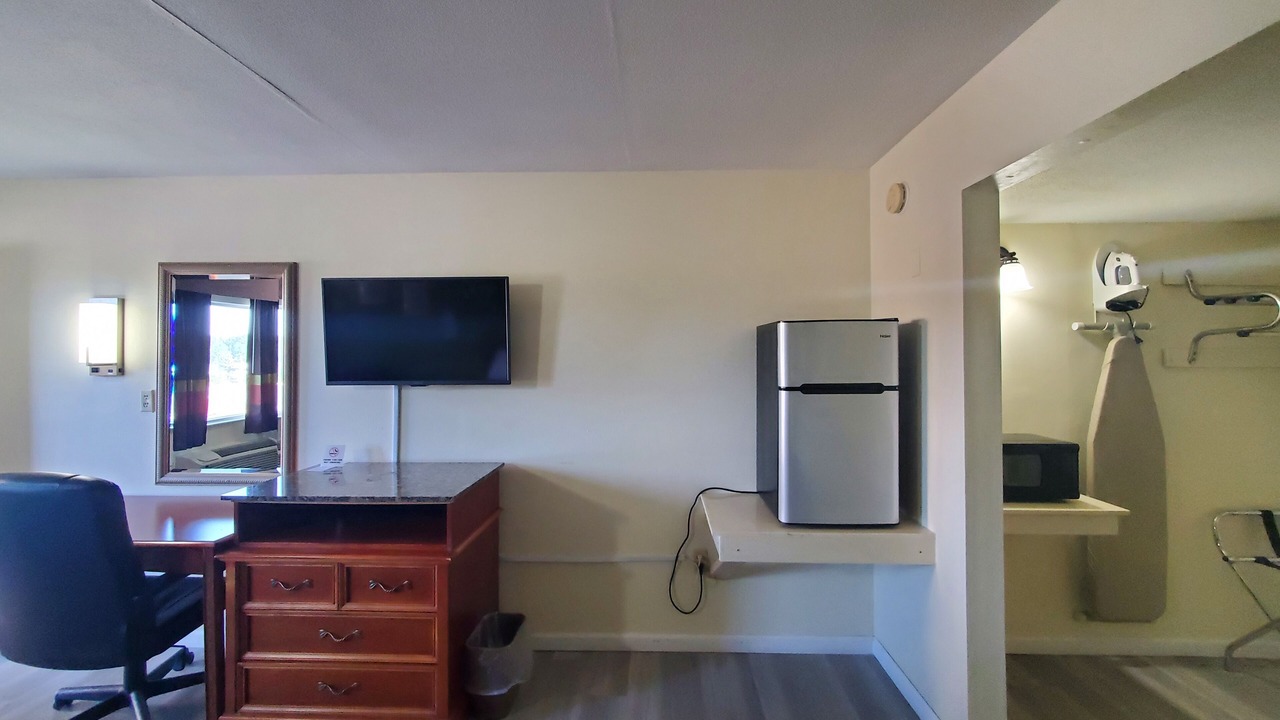 Photo of Others in Madisonville